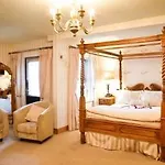 The Mariner, Hotel 3*