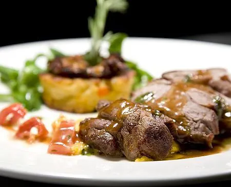 The Mariner, Отель Вэстпорт