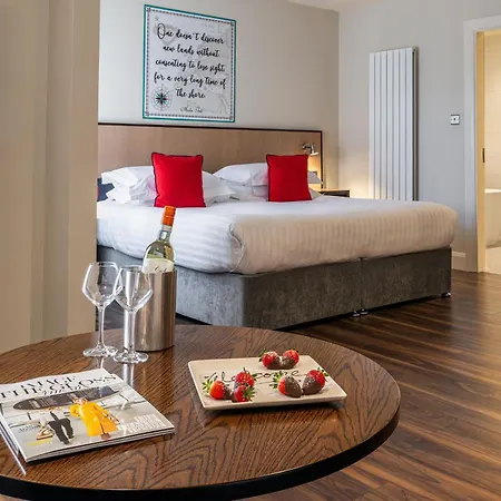 The Mariner, 3*
