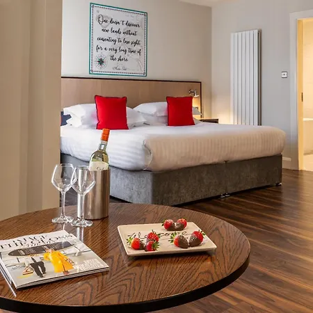 The Mariner, Otel 3*