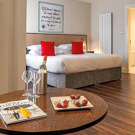 The Mariner, 3* Westport