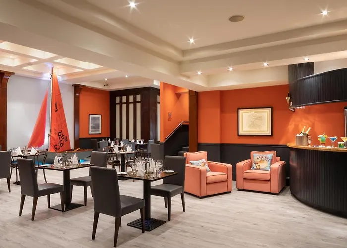 The Mariner, Hotell 3*