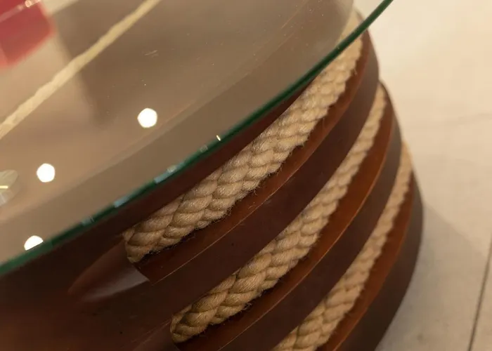 The Mariner, Hotell Westport