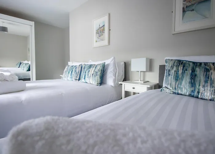 The Mariner, Hotell Westport