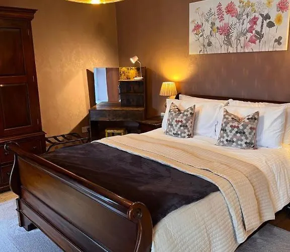 The Mariner, 3* Westport