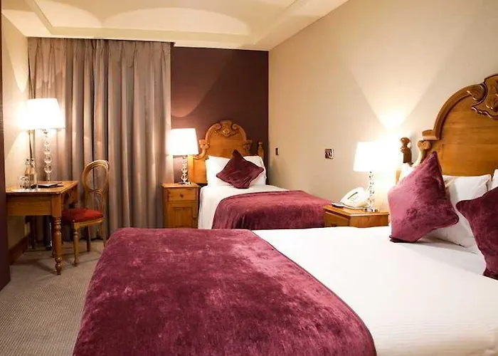 The Mariner, Westport